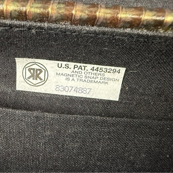 Vintage Faux Snakeskin Crossbody Purse – Gold Hardware, Magnetic Snap Closure - Picture 8 of 10